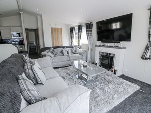 Living area - Manor Heights Lodge (Wemyss Bay)