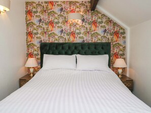 3 dormitorios, decoración individual, mobiliario individual