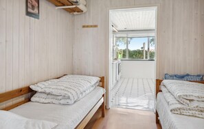 2 bedrooms, free WiFi