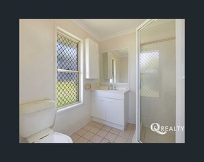 Douche, papier toilette