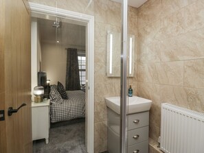 Shower - Holy Trinity Cottage (Millom)