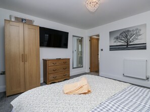 2 室のベッドルーム、客室ごとに異なる装飾、客室ごとに異なるインテリア、WiFi (無料)