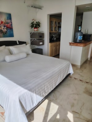Panoramic Studio, Sea View | In-room safe, blackout drapes, iron/ironing board, free WiFi - Beach front-Ocean View Studio -Hotel Sunset Fishermen condo 344/C (Playa del Carmen)
