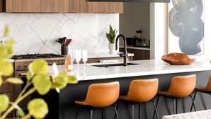 Private kitchen - Sleeps 14/Luxury Pool/Spa/Walk to Old Town/ECharge (Scottsdale)