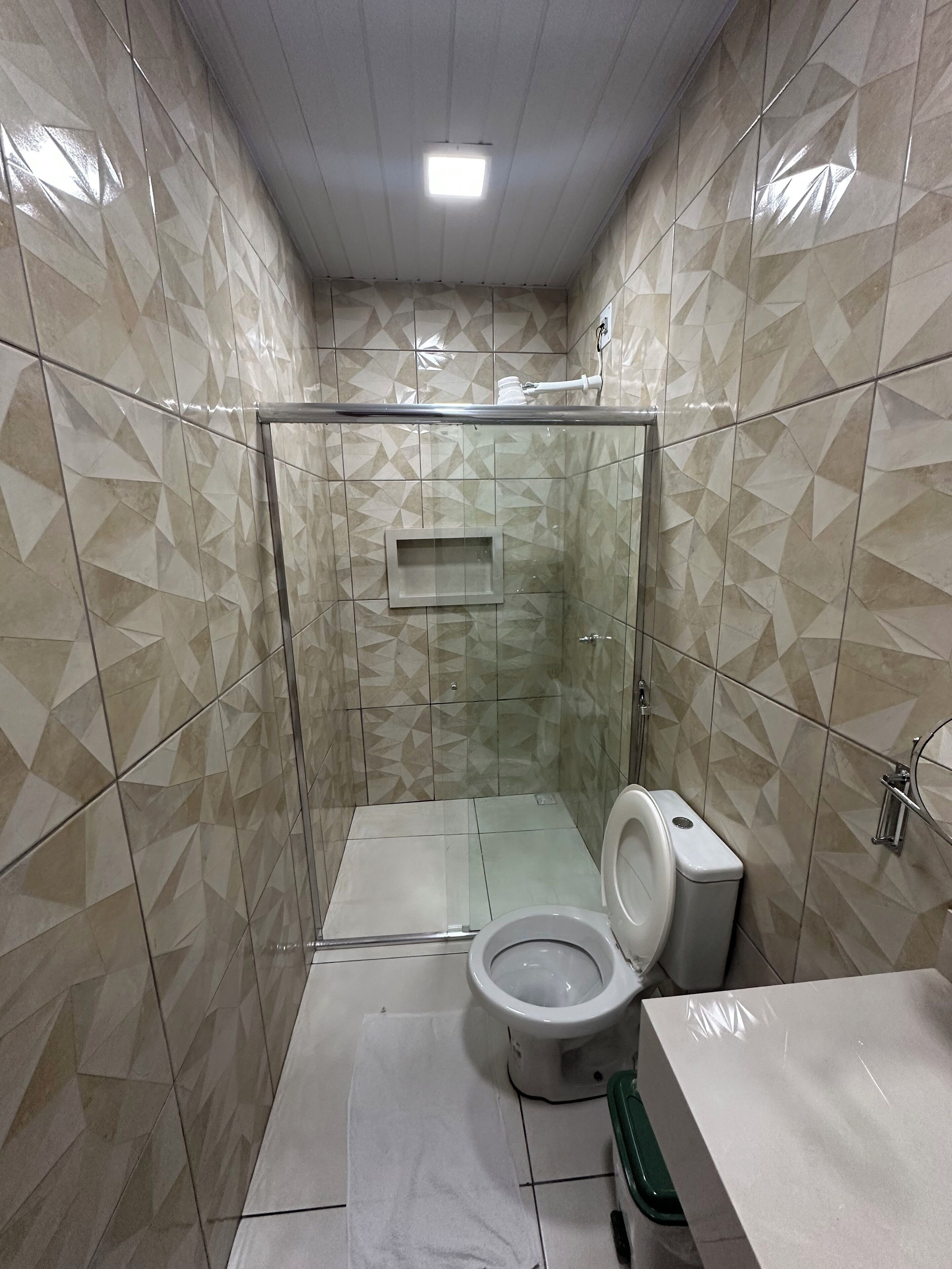 Chambre Quadruple | Salle de bain