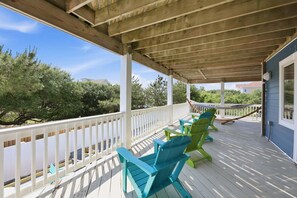 Property grounds - 1397 - Sunshine Stars, a 5-bed, 4.5-bath Corolla home ideal for family getaways. (Corolla)