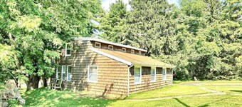 Cozy Cottage near Skiing, Gettysburg, and Hiking