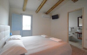 1 bedroom, free WiFi