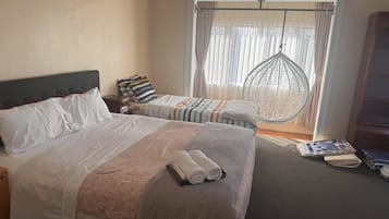 2 bedrooms, iron/ironing board, Internet