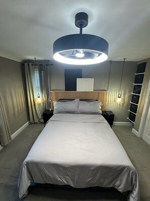 2 chambres, fer et planche à repasser, Wi-Fi, draps fournis