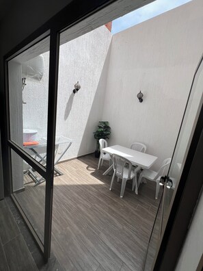 Outdoor dining - Quiet apartment close to the sea (Agadir)
