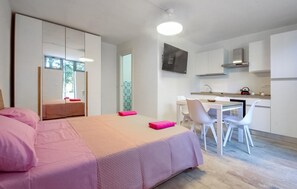 5 bedrooms, free WiFi