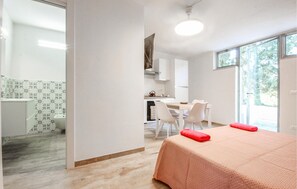 5 chambres, accès au Wi-Fi (inclus)