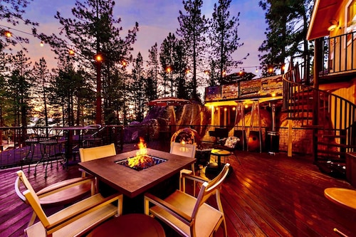 LX46 Skyland Family vacation above it all