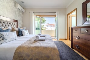 3 bedrooms, iron/ironing board, free WiFi, bed sheets - Casa Ar-Belo by House and People (Carapeços)