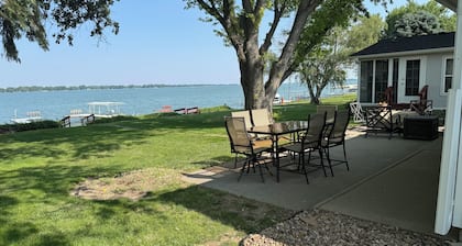 "On Lake Time" Cabin