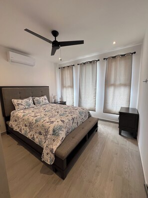 2 bedrooms, free WiFi, bed sheets - Private Home w/ Pool, BBQ, AC, Fast WiFi – 150m to Beach, Sleeps 5 (Coco)