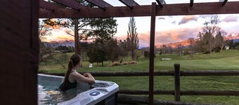 Alpine Springs Motel | Hot Tub | Unit 2