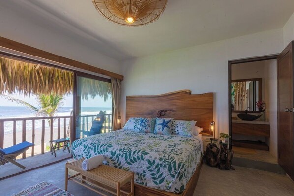 9 bedrooms, free WiFi, bed sheets, wheelchair access