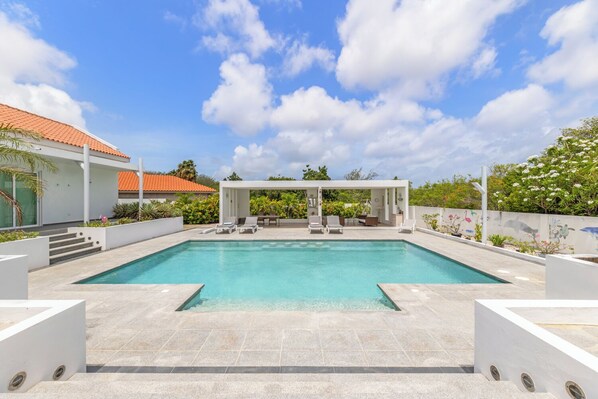 Pool - Lumino Appartement, Sorsaka (Willemstad)