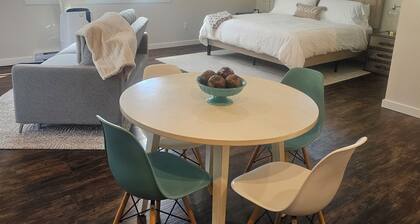 Randel Farm-Chick Inn. Enjoy quiet time with horses, sheep and 400 chickens