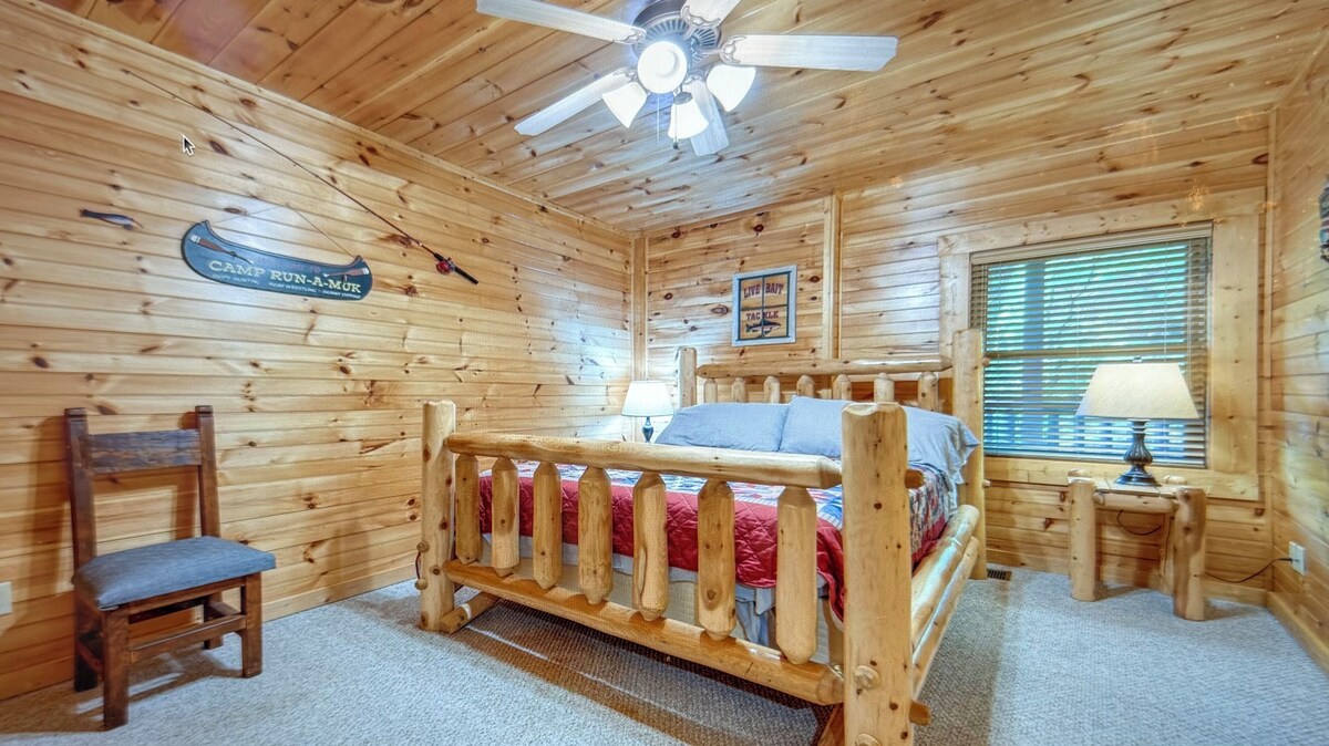 Photo 96 of Spacious cozy ideal 6 guests max 8-10 Hot tub,Game Room & AC-5 min to Gatlinburg