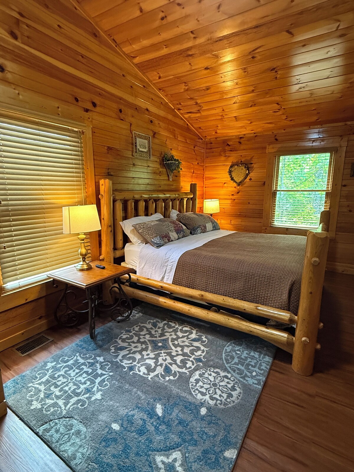 Photo 82 of Spacious cozy ideal 6 guests max 8-10 Hot tub,Game Room & AC-5 min to Gatlinburg