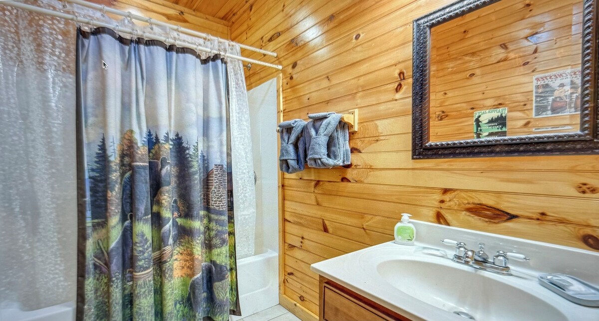 Photo 94 of Spacious cozy ideal 6 guests max 8-10 Hot tub,Game Room & AC-5 min to Gatlinburg