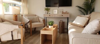 Couples Getaway Sparrow Lake Muskoka Beach House