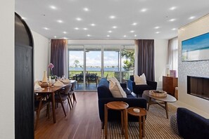 Smart TV, escritórios