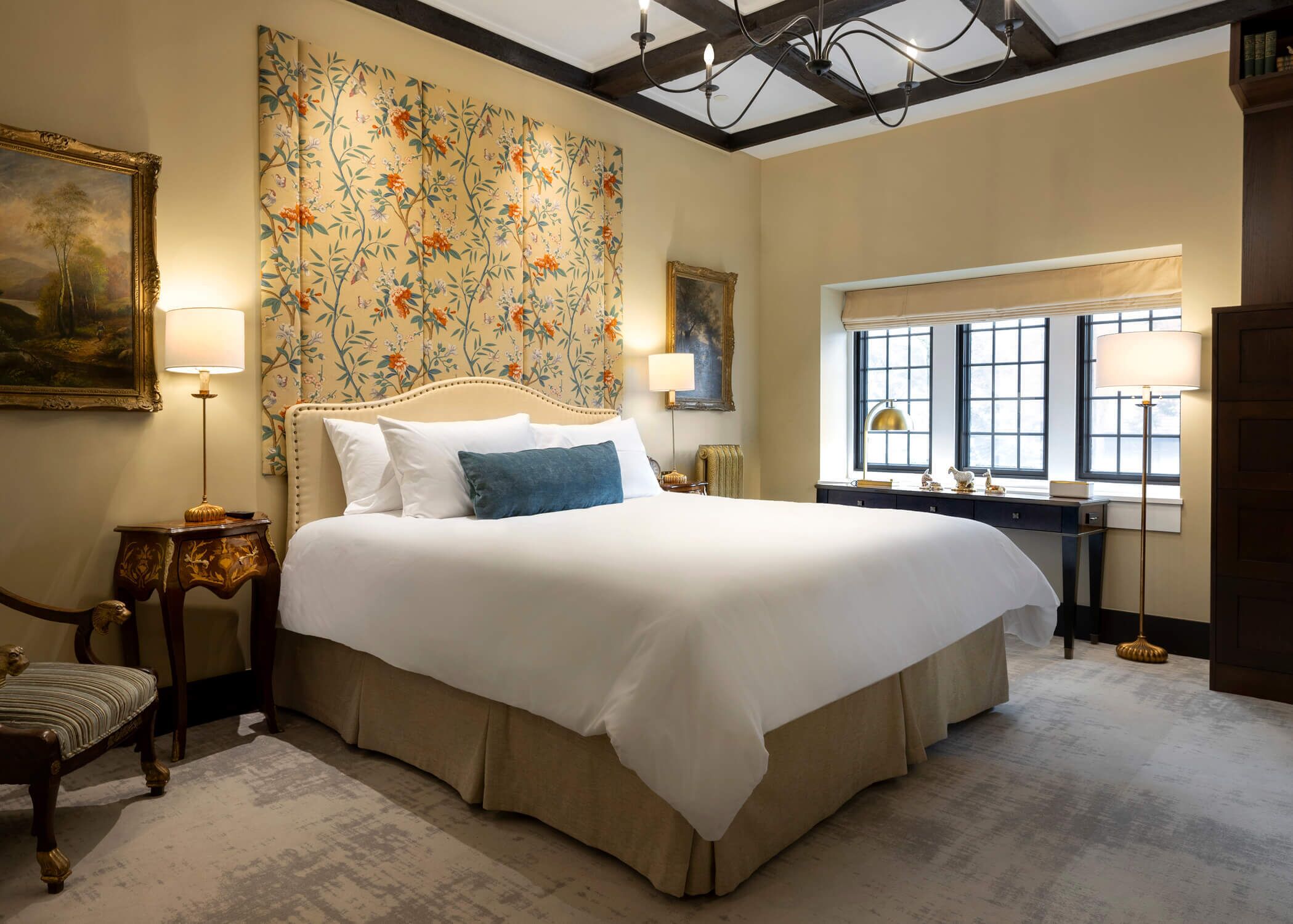Luxury Room, Garden View | Hypo-allergenic bedding available, down comforters, pillowtop beds