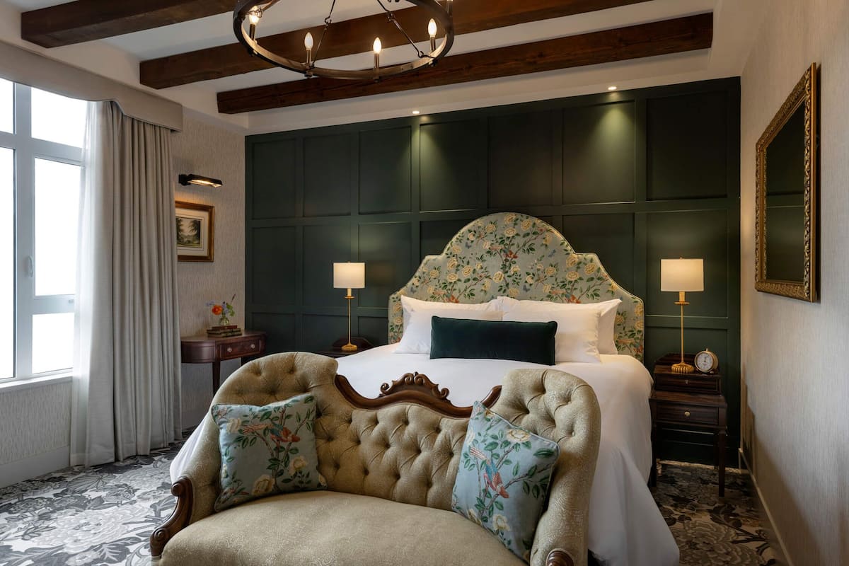 Allergitestade sängkläder, duntäcken, bäddmadrasser och minibar