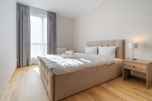 2 slaapkamers, een strijkplank/strijkijzer, wifi, beddengoed