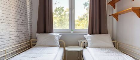 2 sovrum, strykjärn/strykbräda, wi-fi och sängkläder