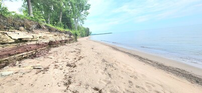 Serene Lake Superior Escape Beachfront Getaway or Snowy Ski Retreat