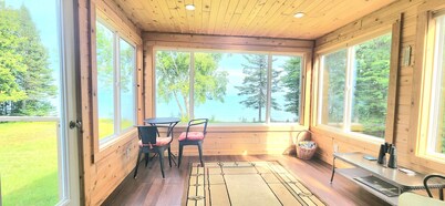 Serene Lake Superior Escape Beachfront Getaway or Snowy Ski Retreat