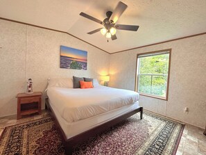 2 dormitorios, escritorio, tabla de planchar con plancha y wifi gratis