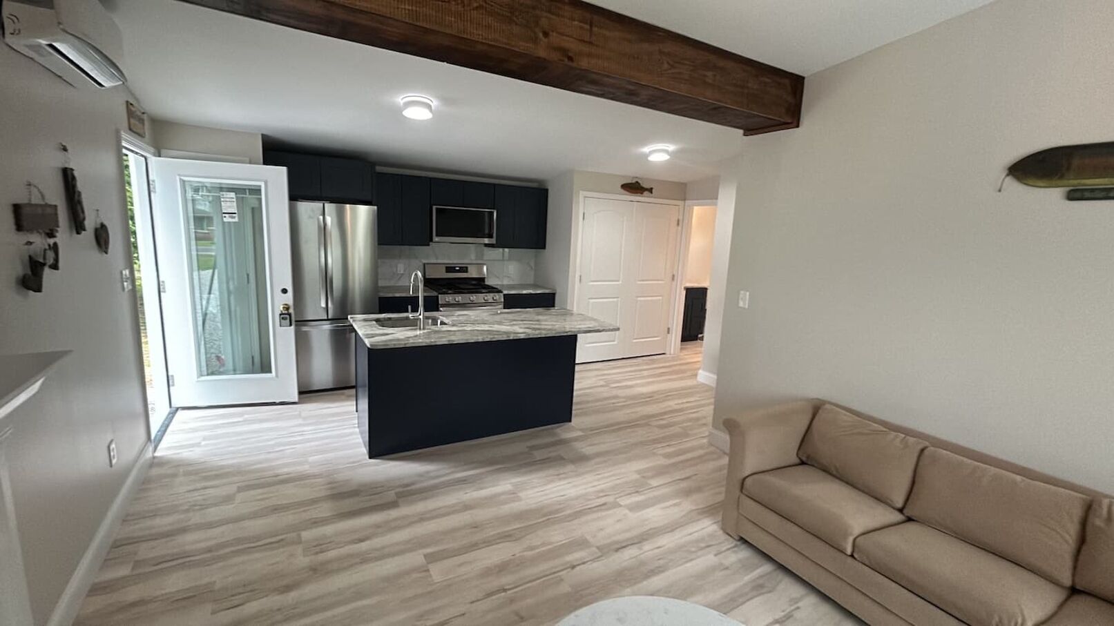 المنشأة من الداخل