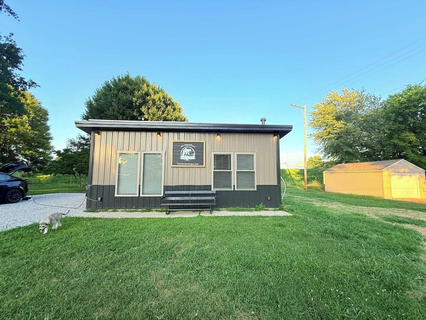 المنشأة من الخارج