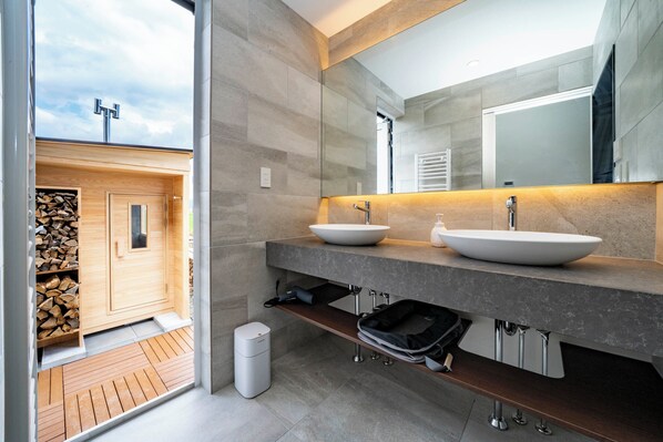 Free toiletries, hair dryer, slippers, bidet