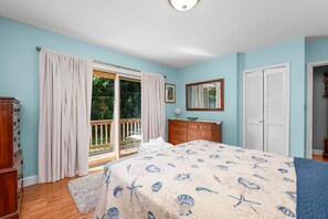 4 soverom, skrivebord og wi-fi (inkludert)