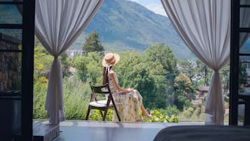 Premium bedding, minibar, in-room safe, individually decorated