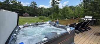 Stony Kill Ranch - Hot Tub and Waterfall Access