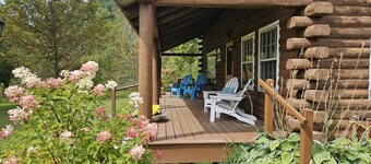 Welcoming to this cozy 3-bedroom cabin on 100 acres, in Tunbridge