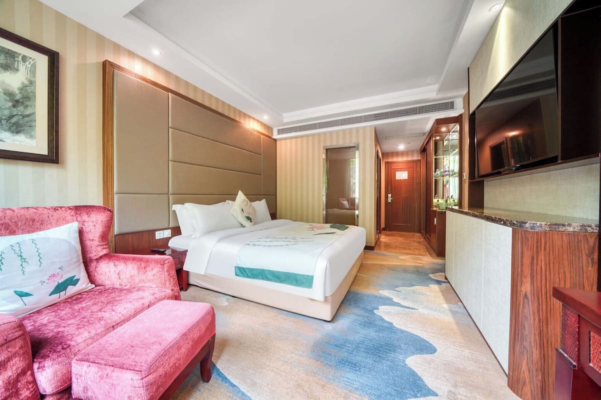 Senior Double Room, Garden View