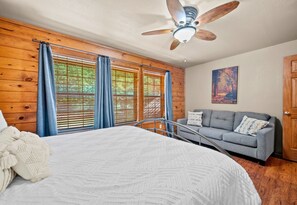 3 Schlafzimmer, Bügeleisen/Bügelbrett, kostenloses WLAN, Bettwäsche