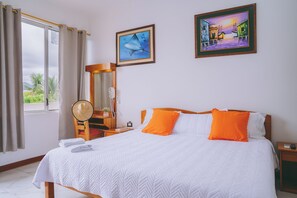 舒適雙人或雙床房 | 手提電腦工作空間、免費 Wi-Fi