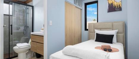 4 chambres, fer et planche à repasser, Wi-Fi