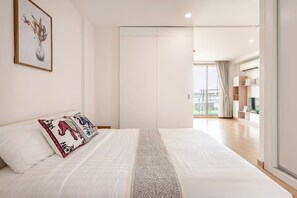 1 chambre, fer et planche à repasser, Wi-Fi, draps fournis