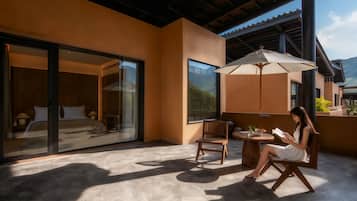 Honeymoon Double Room | Terrace/patio